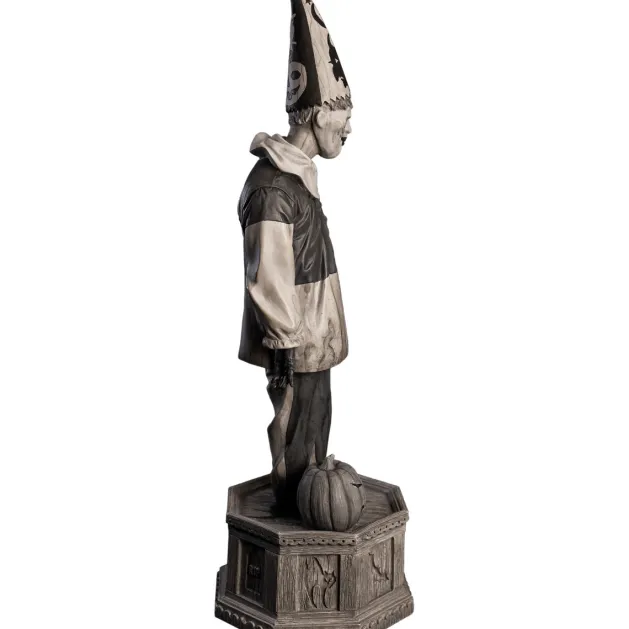 Ghosts Of Halloween - Gunnar Statue